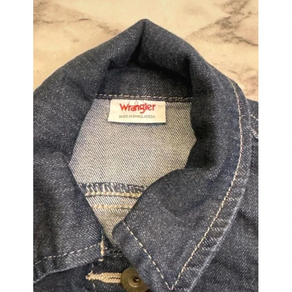 Wrangler snap front